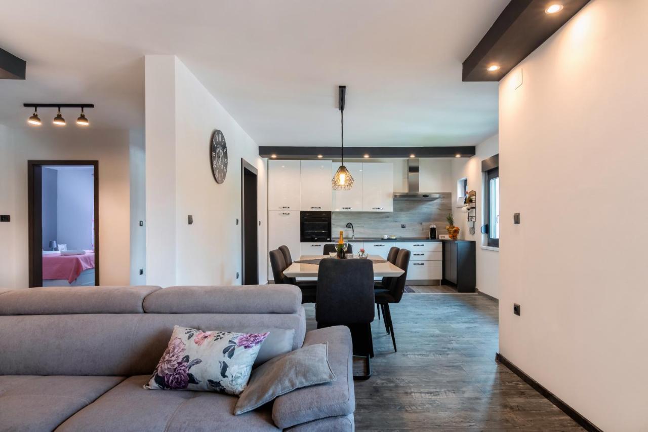 Apartman Gabrijela Muntić Exterior foto